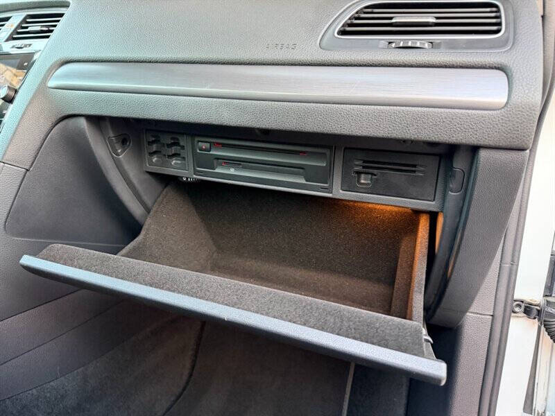 2017 Volkswagen e-Golf SE