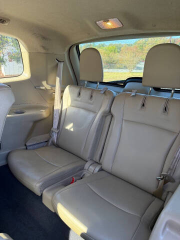 2013 Toyota Highlander SE