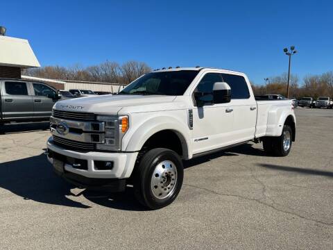 2018 Ford F-450 Super Duty for sale at Auto Mall of Springfield in Springfield IL