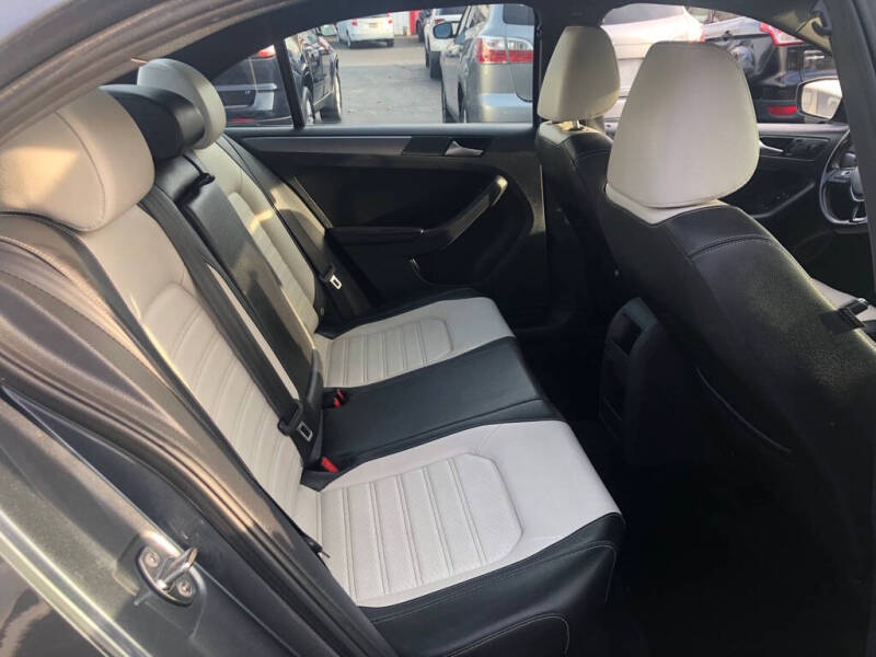 2016 Volkswagen Jetta 1.8T Sport