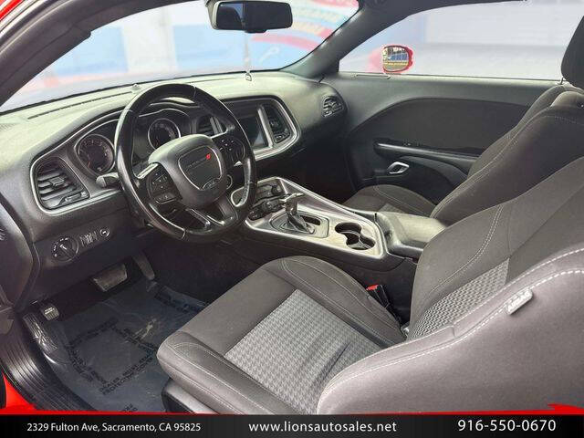 2020 Dodge Challenger SXT