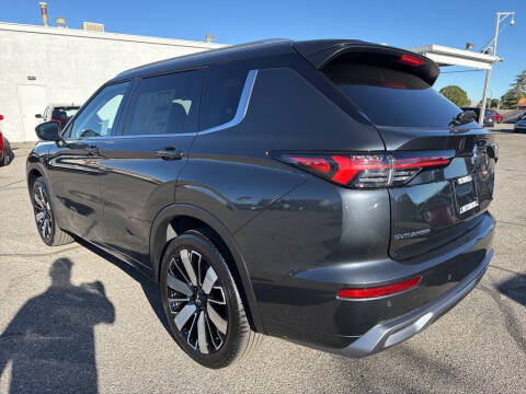 2025 Mitsubishi Outlander SEL