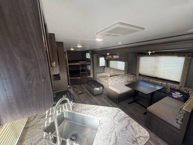 2019 Keystone RV Hideout M-28 BHSWE