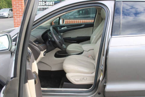 2017 Lincoln MKC Reserve