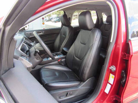 2020 Ford Edge Titanium