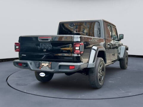 2021 Jeep Gladiator Willys