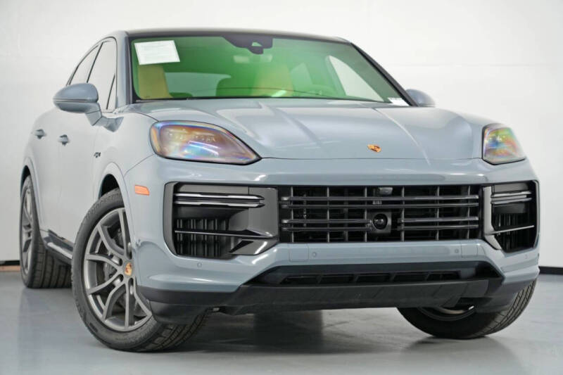 2024 Porsche Cayenne Turbo E-Hybrid Coupe