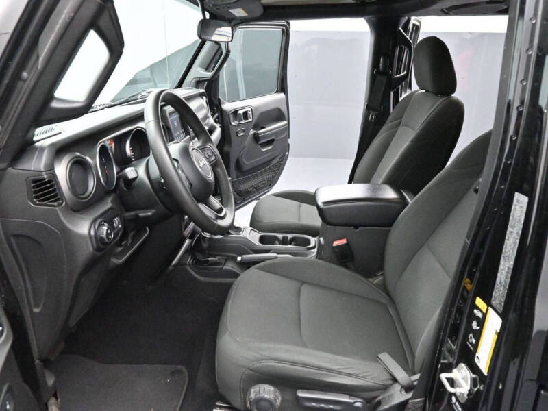 2023 Jeep Gladiator Sport S