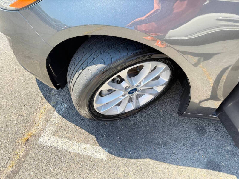 2019 Ford Fusion Hybrid SE