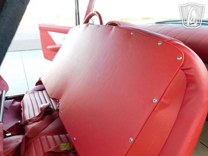 1957 Ford Thunderbird
