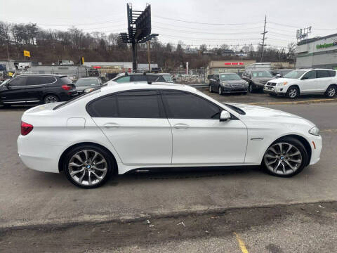2016 BMW 5 Series 528i xDrive