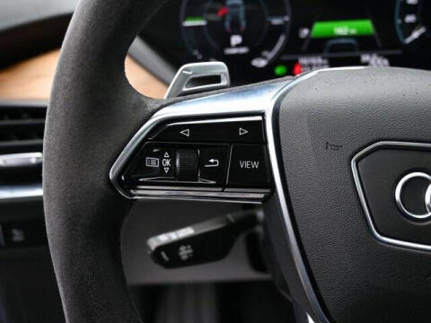 2022 Audi e-tron GT quattro Premium Plus