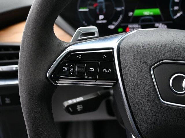 2022 Audi e-tron GT quattro Premium Plus