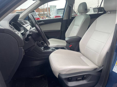 2018 Volkswagen Tiguan 2.0T SEL 4Motion