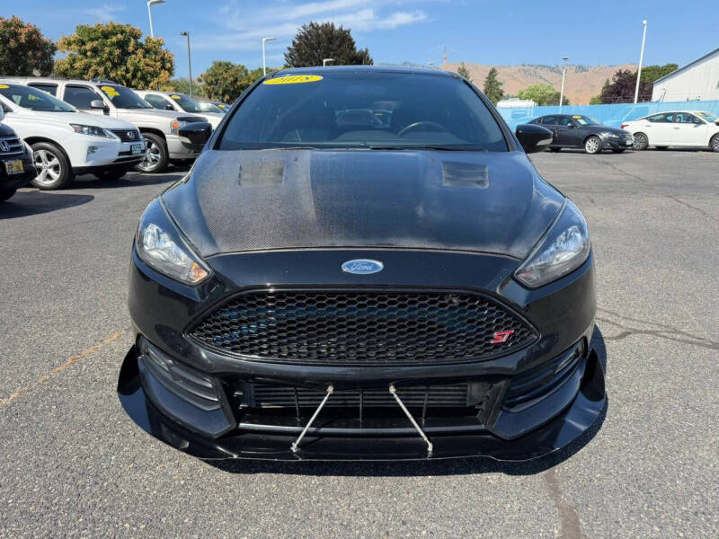 2018 Ford Focus ST