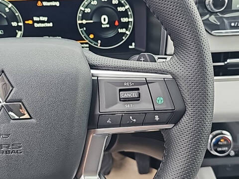 2025 Mitsubishi Outlander PHEV SEL