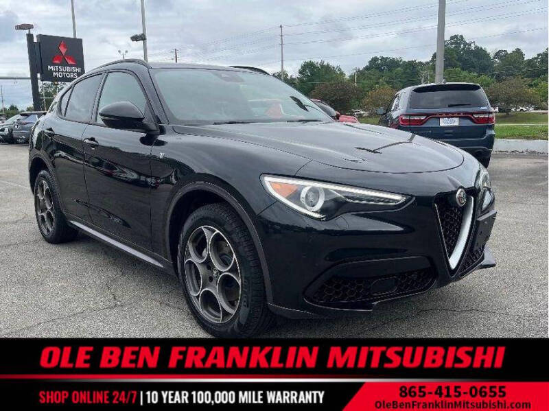 2022 Alfa Romeo Stelvio Ti's photo