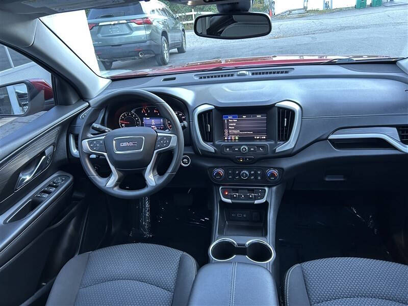 2022 GMC Terrain SLE