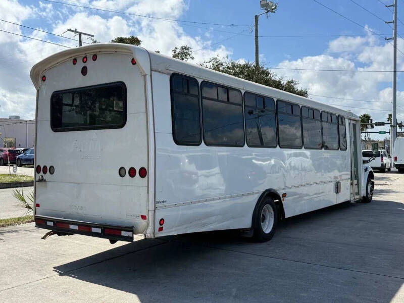 2018 Freightliner M2 106