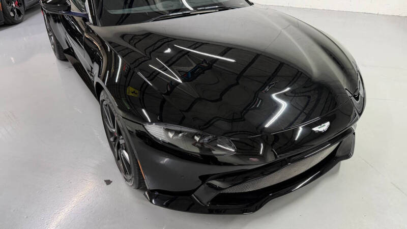 2019 Aston Martin Vantage