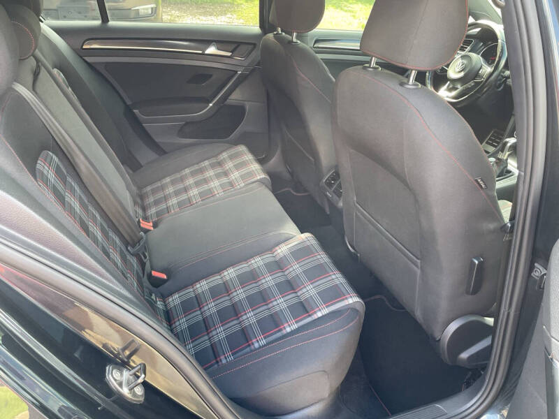 2017 Volkswagen Golf GTI SE