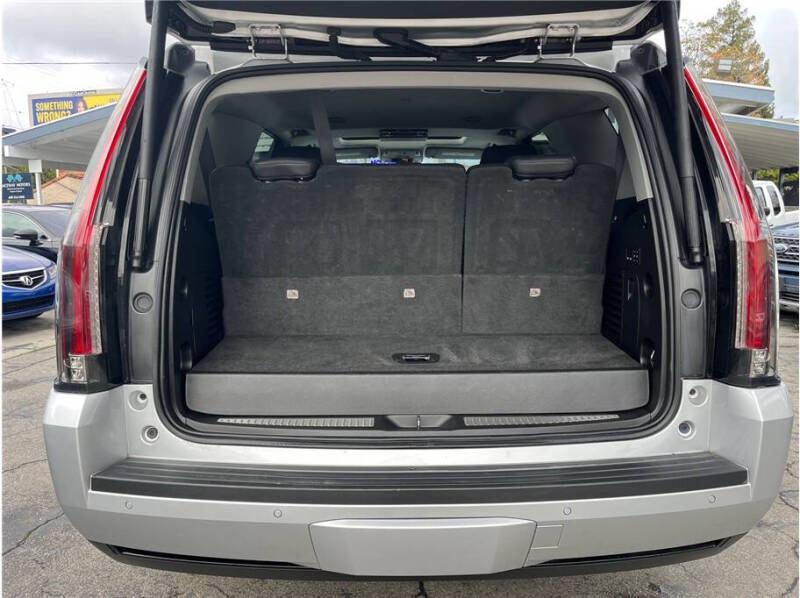 2014 Cadillac Escalade Premium