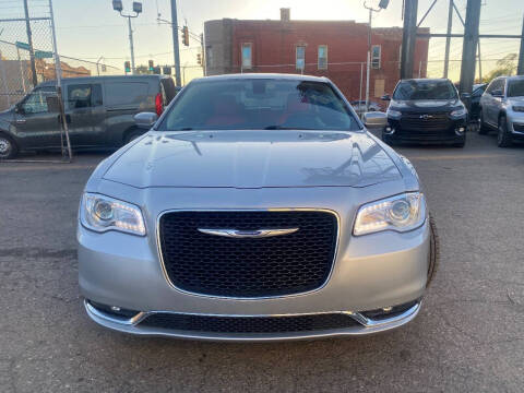 2019 Chrysler 300 Touring L