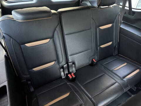 2021 GMC Yukon XL AT4