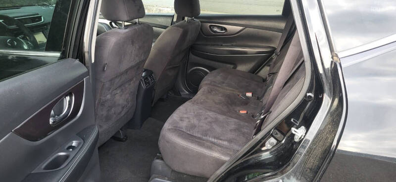 2015 Nissan Rogue SV
