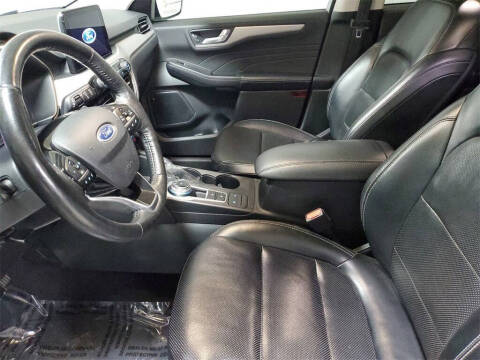 2021 Ford Escape SEL