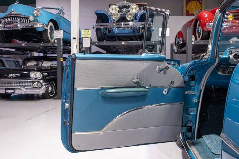 1957 El Morocco Hardtop