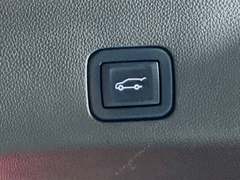 2022 Cadillac Escalade Sport