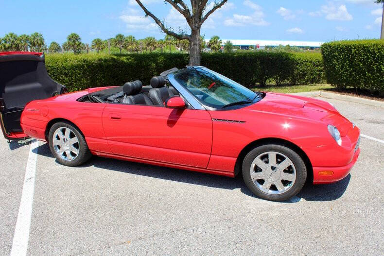 2002 Ford Thunderbird Deluxe