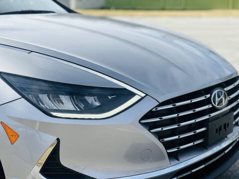 2021 Hyundai Sonata Hybrid Blue