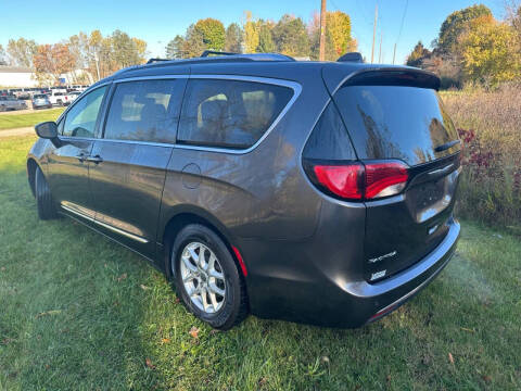 2020 Chrysler Pacifica Touring L