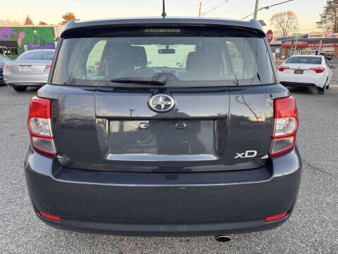 2013 Scion xD