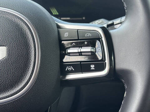 2025 Kia Carnival EX