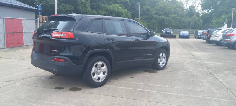 2017 Jeep Cherokee Sport