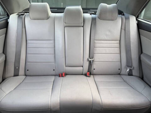 2016 Toyota Camry XLE