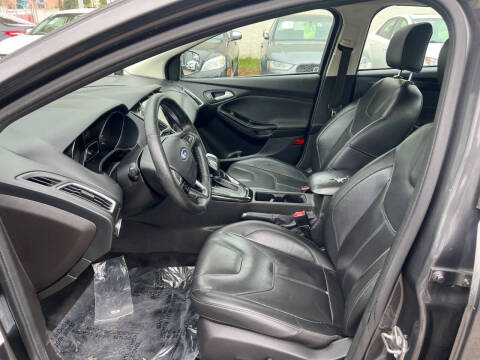 2018 Ford Focus Titanium