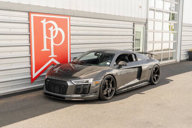 2017 Audi R8 34