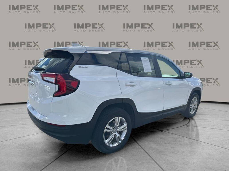 2024 GMC Terrain SLE