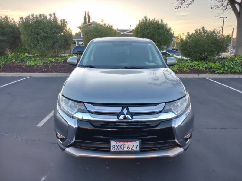 2018 Mitsubishi Outlander SE