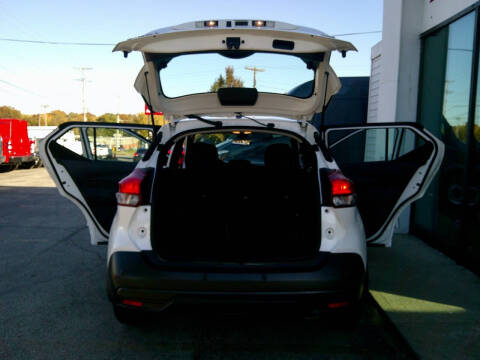 2020 Nissan Kicks SV