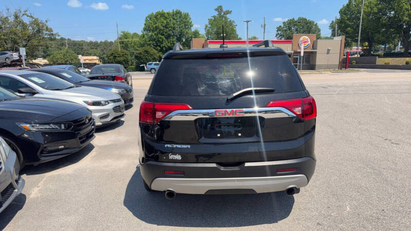 2019 GMC Acadia SLE-2