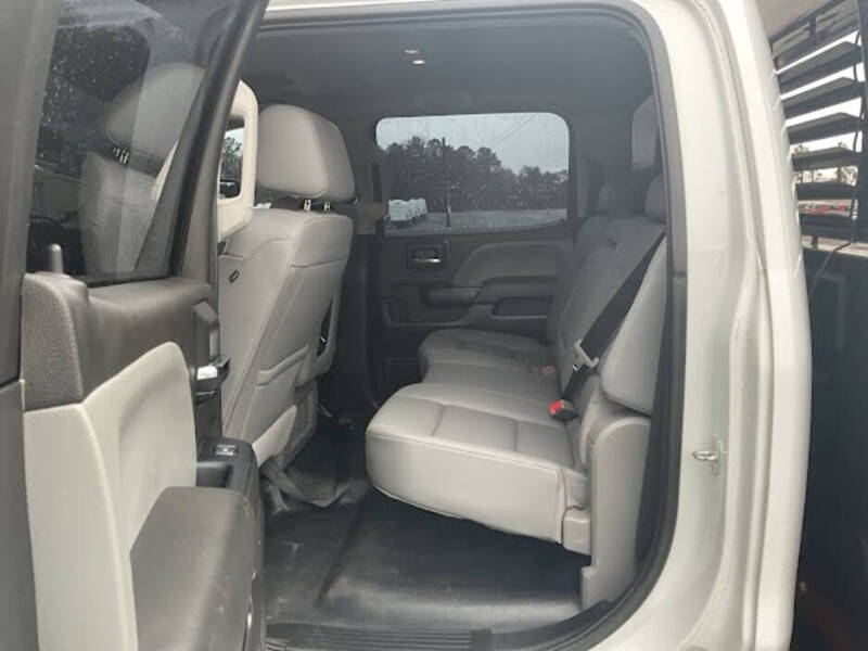 2022 Chevrolet Silverado 5500HD