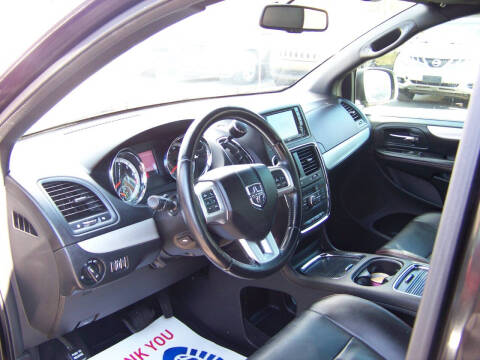 2012 Dodge Grand Caravan R/T