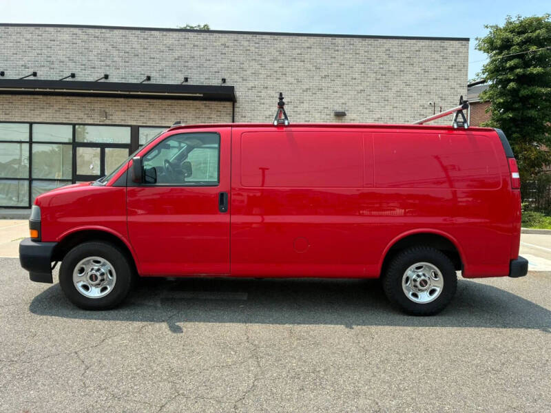 2019 GMC Savana 2500