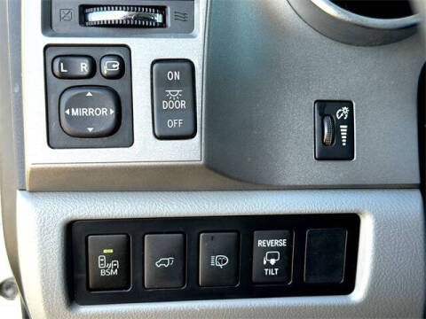 2014 Toyota Sequoia Platinum