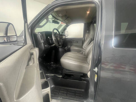 2016 Chevrolet Express LS 2500